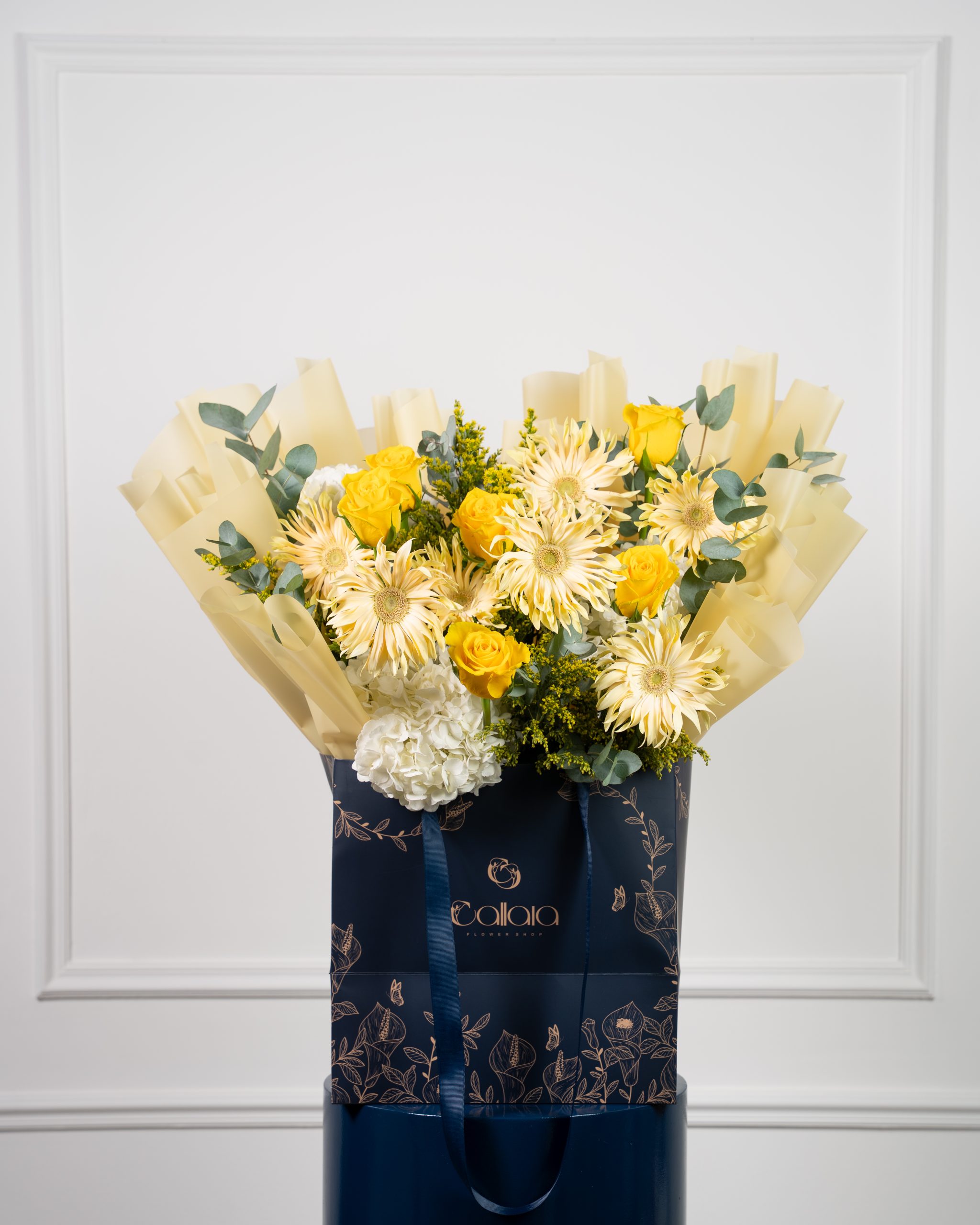 callaia-flowers-shop-dubai-uae-product-bags-lunaria-2