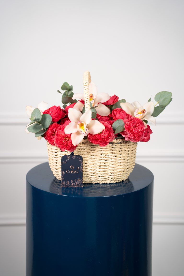 callaia-flowers-dubai-uae-product-baskets-orchaven-1