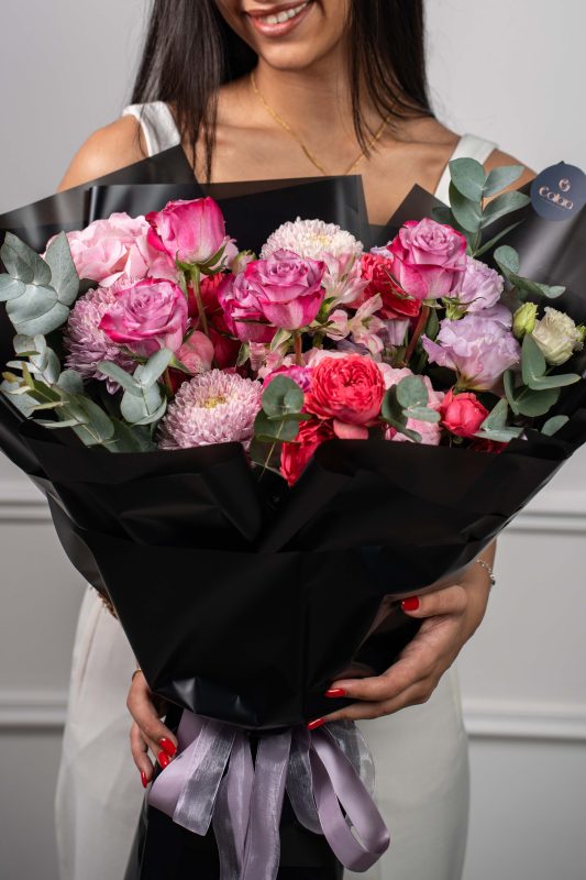 callaia-flowers-dubai-uae-product-bouquets-rosehold-5