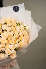 Spray Roses Peach Avalanche - Image 3