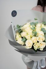 Rose white Blooms - Image 2