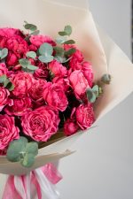 Spray Rose Julietta Fuchsia - Image 3