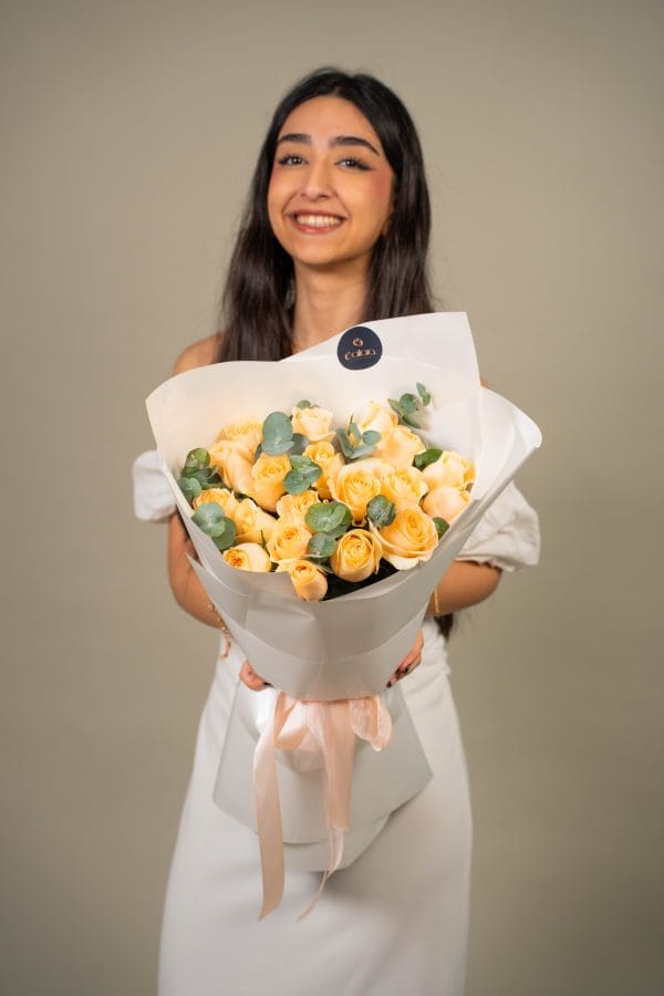 Magic Avalanche Rose Bloom Bouquet