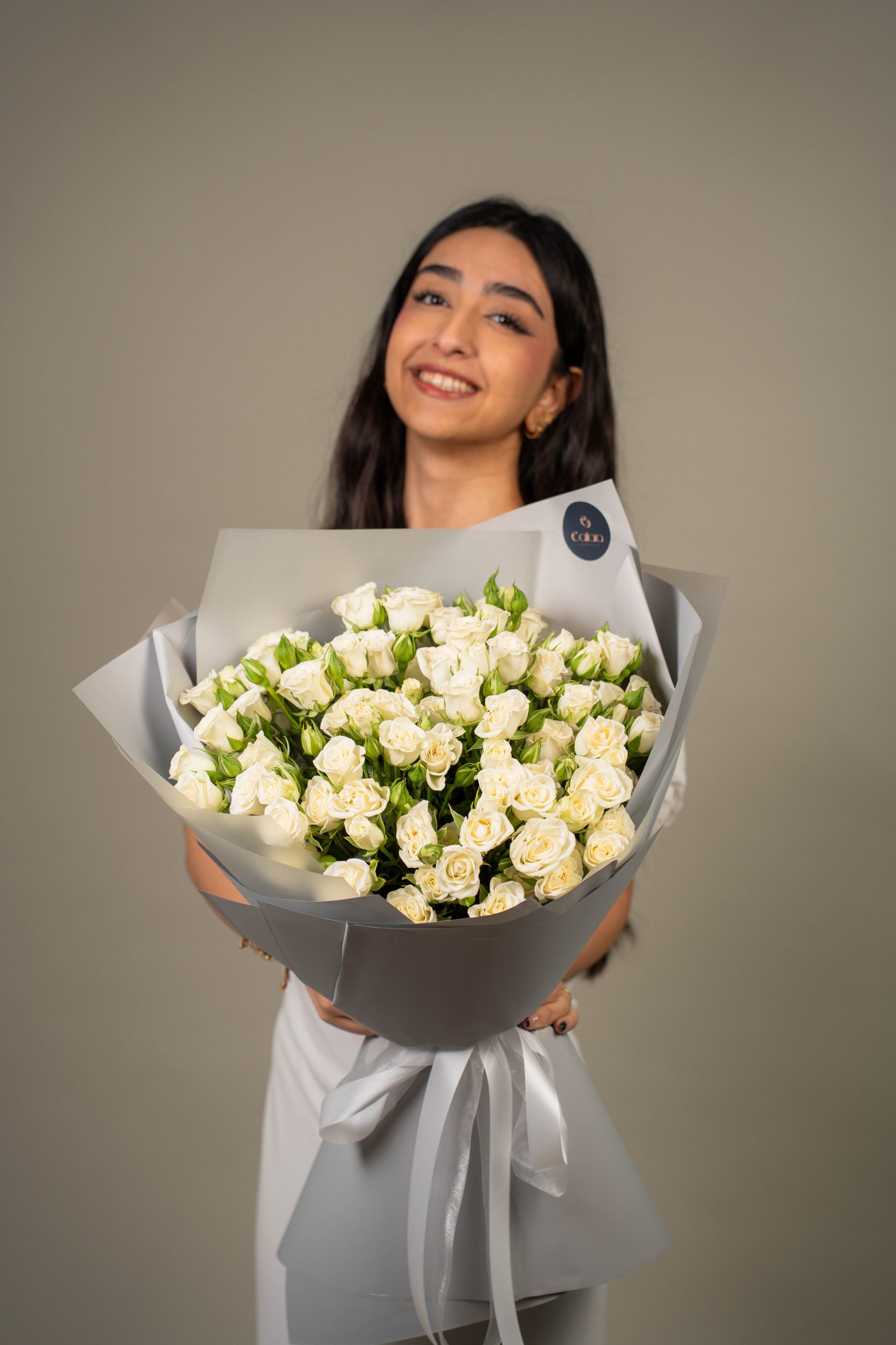 DSC09974 Spray Roses White - Image 1