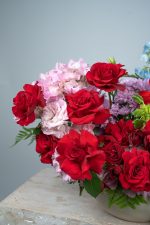 Garden Empress Floral Vase Arrangement - Image 2