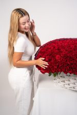 The VIP Luxury Roses Basket - Image 2