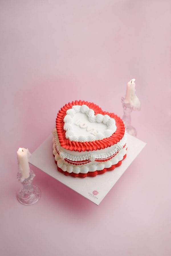 Classic Love Heart Cake