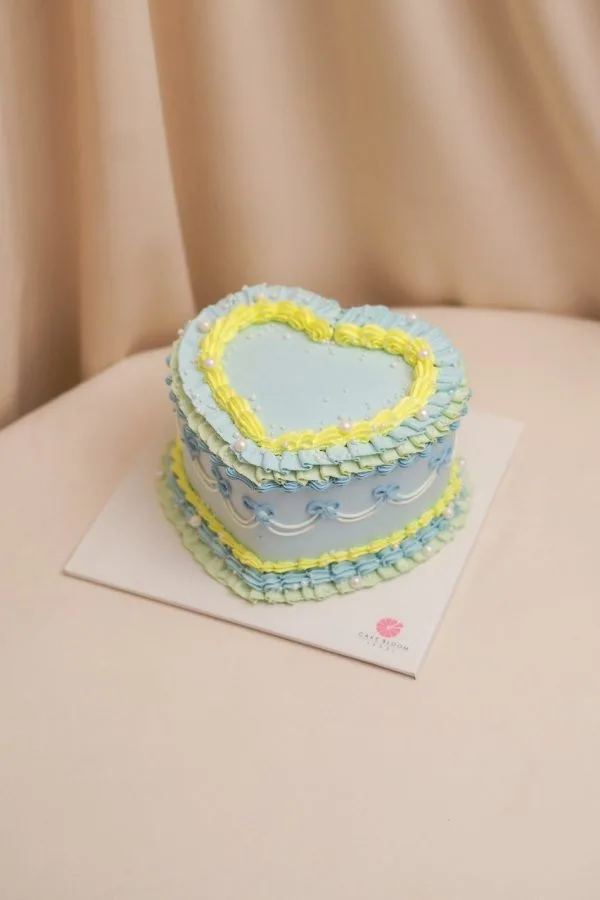 Pastel Pearl Heart Cake